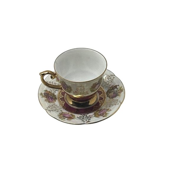 Vintage Victorian Courting Couple Demitasse Tea Cup and Saucer - Picture 3 of 8